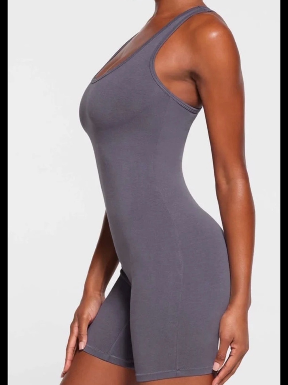 Skims NEW outdoor mid thigh bodysuit $80 MSRP Size xs - Picture 3 of 7